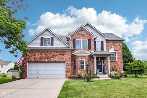 8344 Hunters Meadow Ct, Indianapolis, IN 46259
