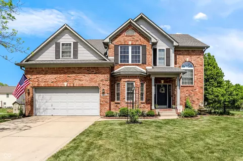 8344 Hunters Meadow Ct, Indianapolis, IN 46259