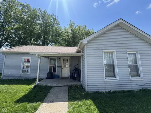 319 W Forsythe St, Greensburg, IN 47240