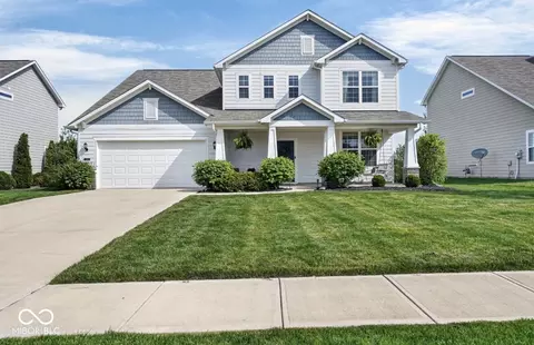 12630 Amber Star Dr, Noblesville, IN 46060