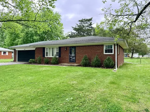 250 N Pleasant Run, Crawfordsville, IN 47933