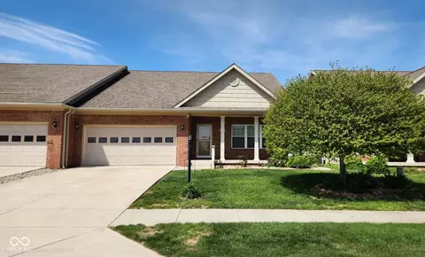 1400 Willow Walk Pkwy, Elwood, IN 46036