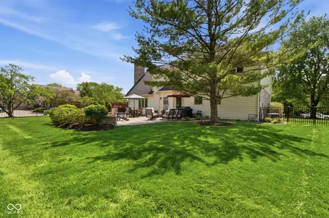 Exterior - 129 E Laredo Way N, Carmel, IN 46032 photo 7 of 12