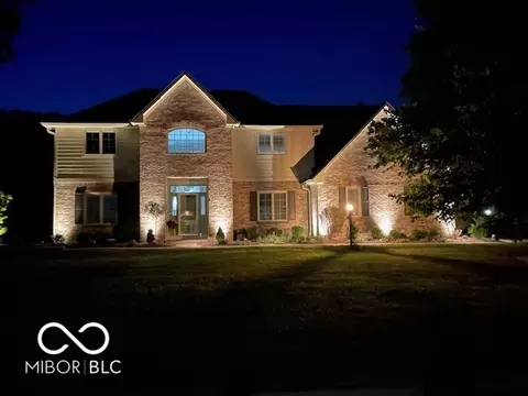 Exterior - 129 E Laredo Way N, Carmel, IN 46032 photo 2 of 12