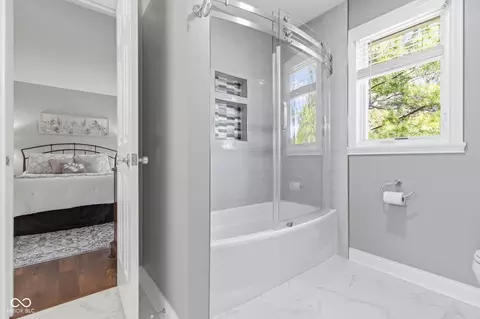 Bath - 129 E Laredo Way N, Carmel, IN 46032 photo 5 of 5