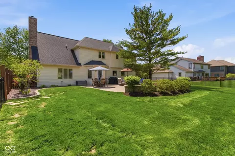 Exterior - 129 E Laredo Way N, Carmel, IN 46032 photo 8 of 12