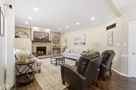 Living - 129 E Laredo Way N, Carmel, IN 46032 photo 5 of 12