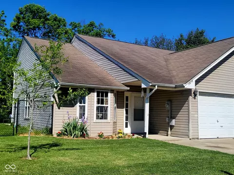 3858 Fetlock Dr, Indianapolis, IN 46227