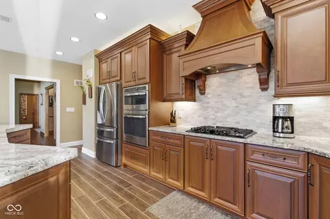 Kitchen - 10701 E 106th St, Fishers, IN 46037 photo 4 of 8