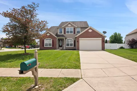 8287 Shute Cir, Avon, IN 46123