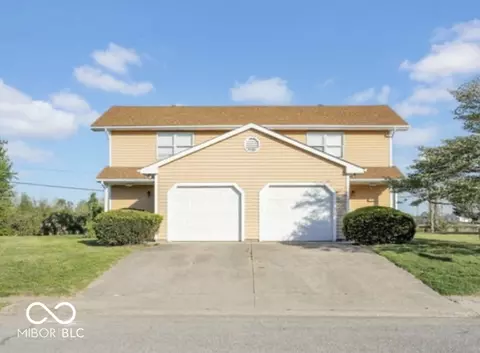 616-618 Hillcrest Cir, Seymour, IN 47274