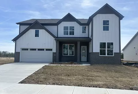 5589 Gaston Rd, Avon, IN 46123