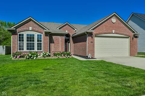 5206 Skipping Stone Dr, Indianapolis, IN 46237