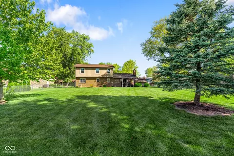 Exterior - 1733 Sycamore Dr, Plainfield, IN 46168 photo 8 of 17