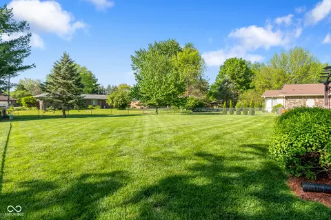 Exterior - 1733 Sycamore Dr, Plainfield, IN 46168 photo 15 of 17