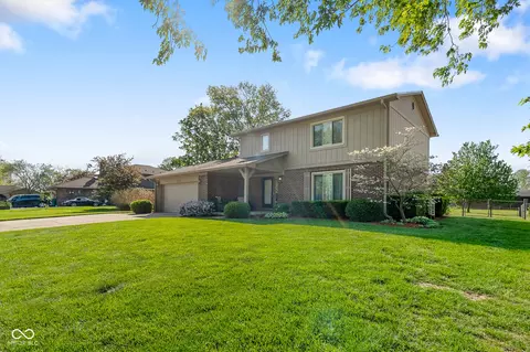 Exterior - 1733 Sycamore Dr, Plainfield, IN 46168 photo 3 of 17