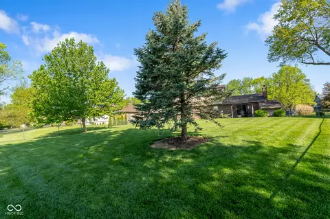 Exterior - 1733 Sycamore Dr, Plainfield, IN 46168 photo 9 of 17