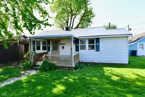 2013 S J St, Elwood, IN 46036