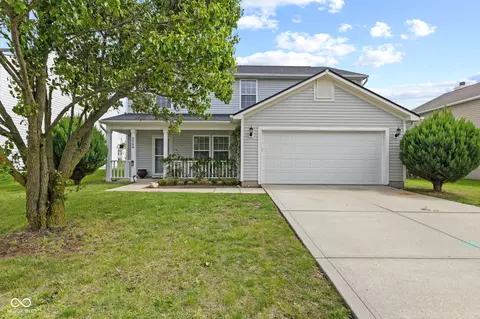 3769 Limelight Ln, Whitestown, IN 46075