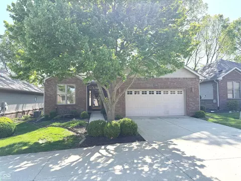 498 Glenview Dr, Greencastle, IN 46135