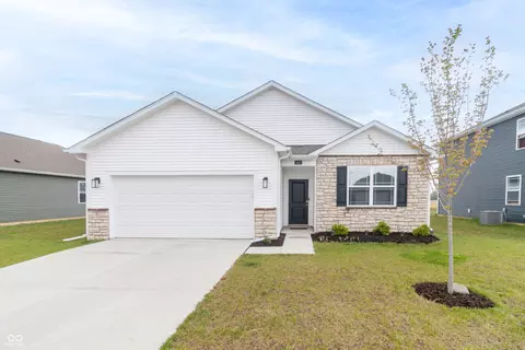 1457 Fairmount Dr, Greenfield, IN 46140