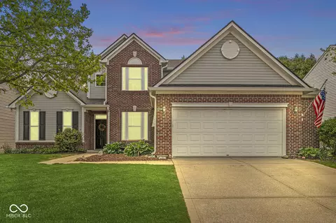5527 Bruce Blvd, Noblesville, IN 46062