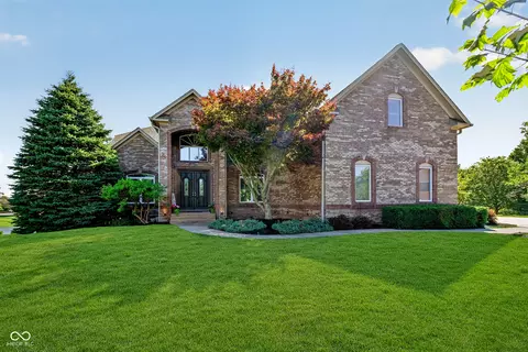 10317 Forest Meadow Cir, Fishers, IN 46040