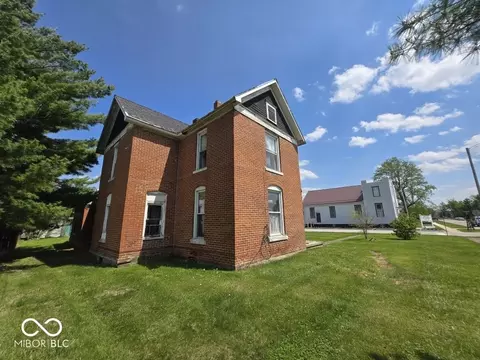 121 E North A St, Gas City, IN 46933