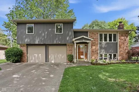 729 Colonial Way, Greenwood, IN 46142