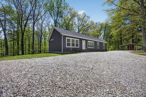 9451 S Chapel Hill Rd, Heltonville, IN 47436