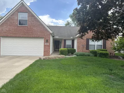 6288 Lancaster Pl, Zionsville, IN 46077