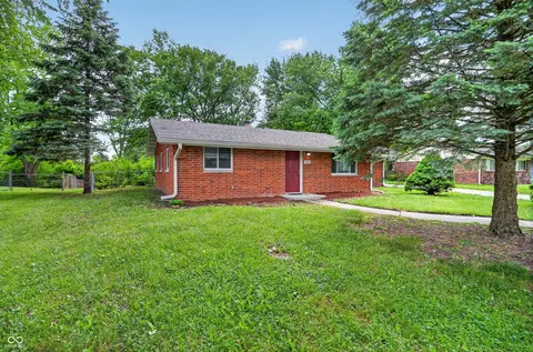 9301 Shenandoah Ct, Indianapolis, IN 46229