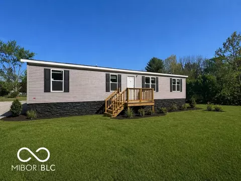 3203 Cliffshire Ln, North Vernon, IN 47265