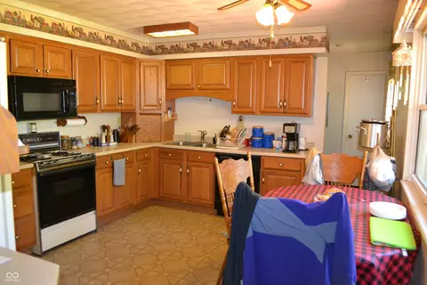 9983 W 400 N, Delphi, IN 46923 photo 10