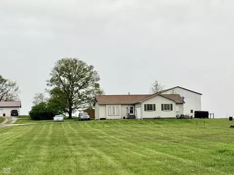 2756 E Short Rd, Veedersburg, IN 47987