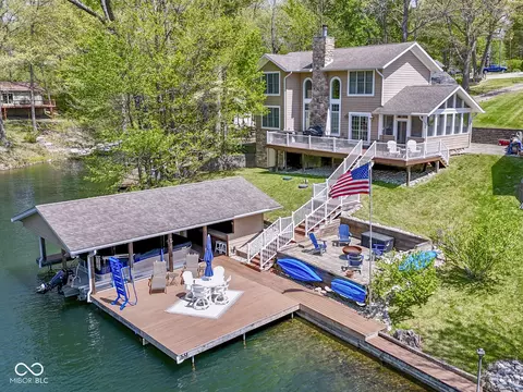 7888 Laurel Dr, Nineveh, IN 46164