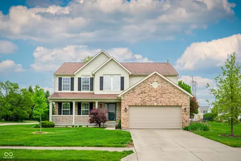 6511 Hyde Park Dr, Zionsville, IN 46077