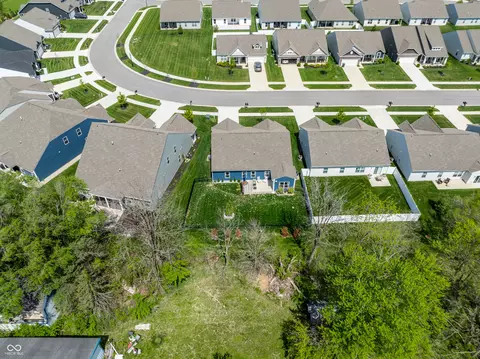 View/Area - 9885 Canyon Ln, Pendleton, IN 46064 photo 6 of 7