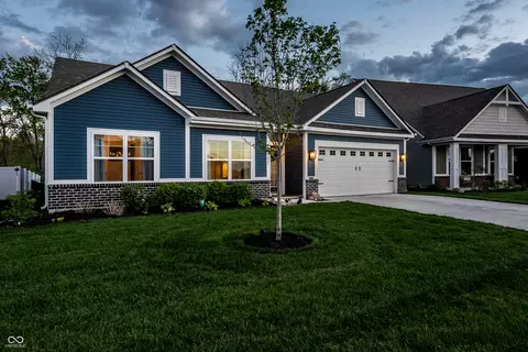 9885 Canyon Ln, Pendleton, IN 46064