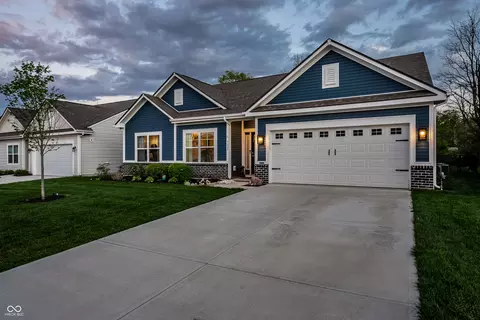 Exterior - 9885 Canyon Ln, Pendleton, IN 46064 photo 6 of 11