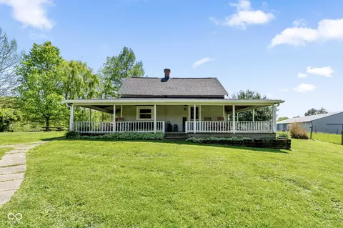 9349 N Lick Creek Rd, Morgantown, IN 46160