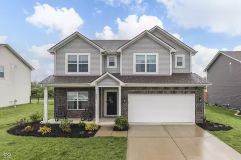 607 N Crystal Dr, Fortville, IN 46040