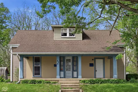 228 S Madison St, Knightstown, IN 46148