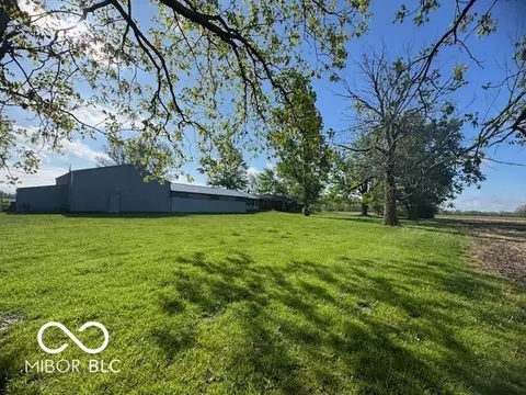 Exterior - 6077 S 200 E, Waldron, IN 46182 photo 7 of 11