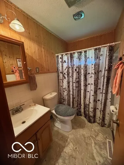 Bath - 6077 S 200 E, Waldron, IN 46182 photo 1 of 5