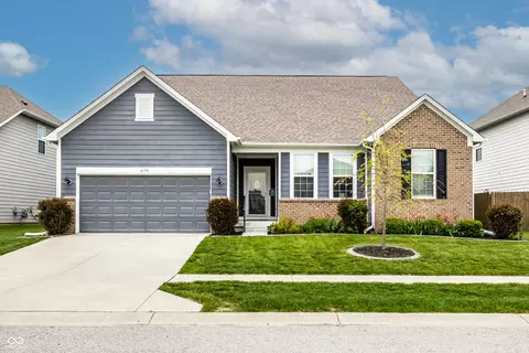 6138 Crabapple Dr, Whitestown, IN 46075