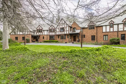 8103 N Pennsylvania St, Indianapolis, IN 46240