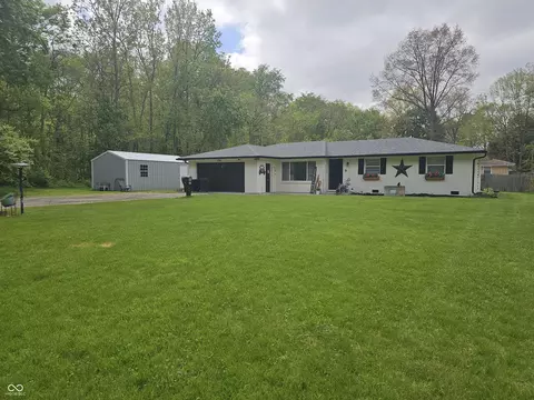 1321 Oakland Dr, Anderson, IN 46012