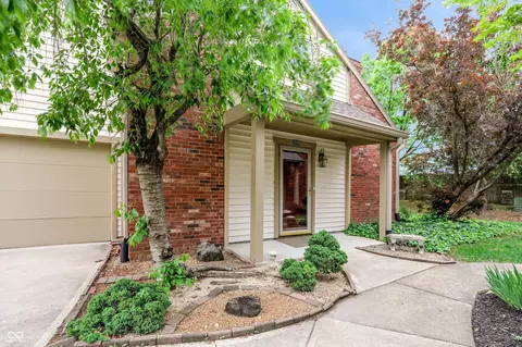 3040 Bayberry Ct W, Carmel, IN 46033