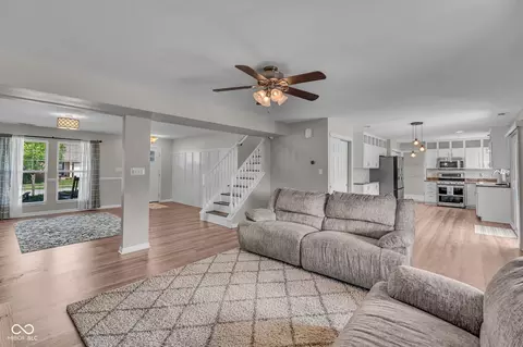 Entry Way - 2805 Solidago Dr, Plainfield, IN 46168 photo 3 of 4